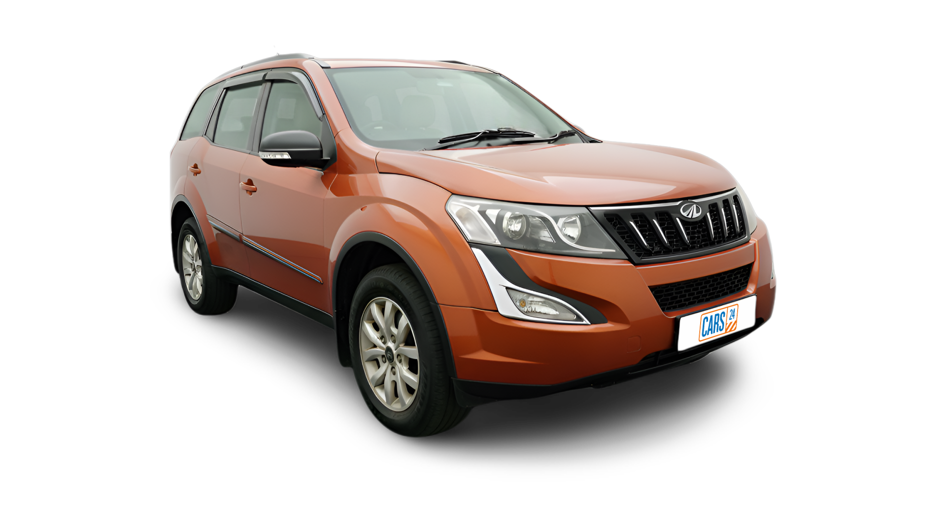 Mahindra XUV500-img